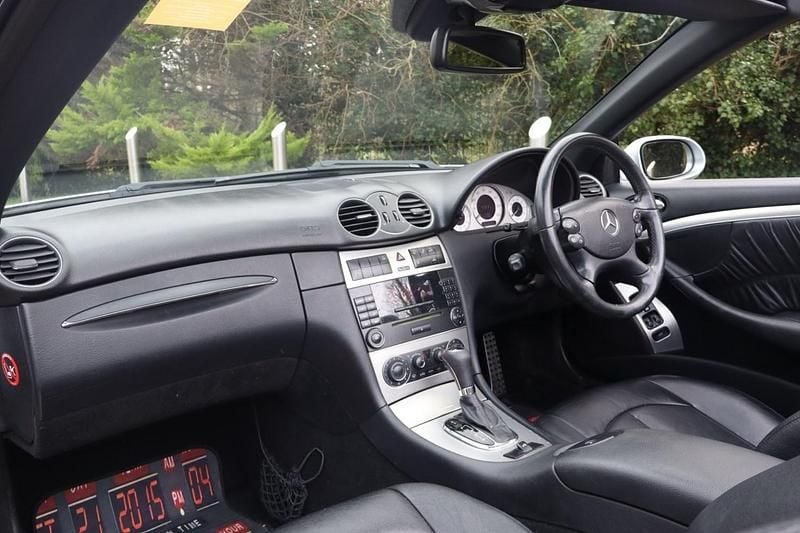 Used Mercedes CLK200 Avantgarde 2006 Silver Cabriolet