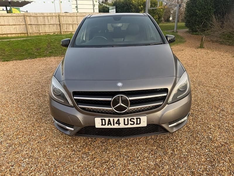 Used Mercedes B200 136 HP (100 kW) 2014 Grey MPV