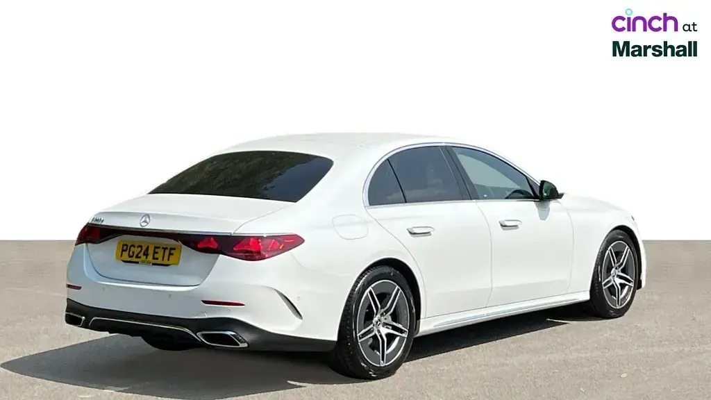 Used Mercedes E220 Advanced 197 HP (144 kW) 2024 White Sedan