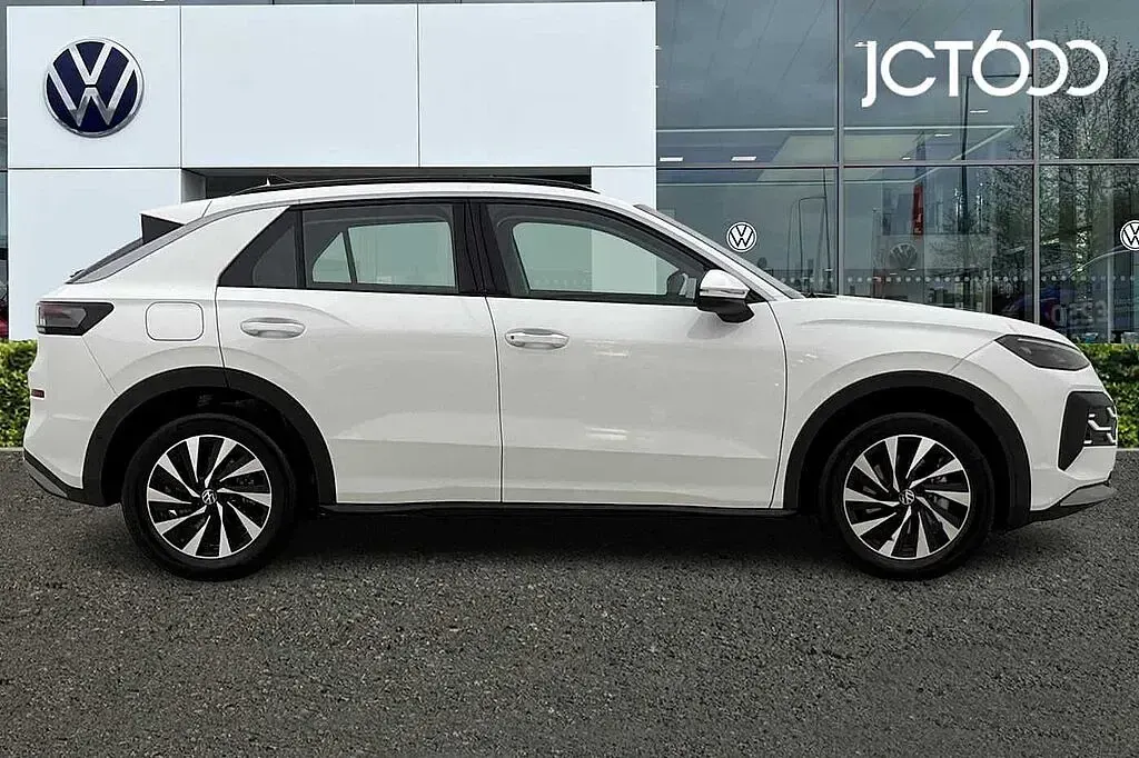 New VW T-Roc 116 HP (85 kW) 2026 SUV