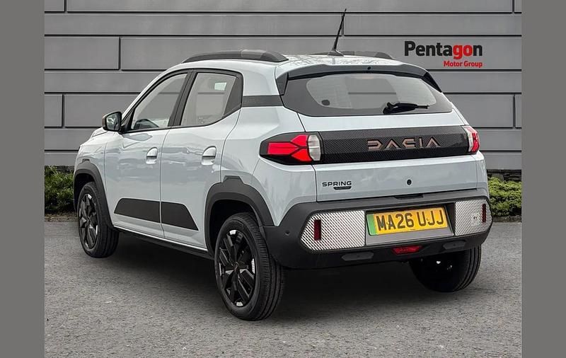 Used Dacia Spring Extreme 75 kW (102 HP) 2026 Grey Hatchback