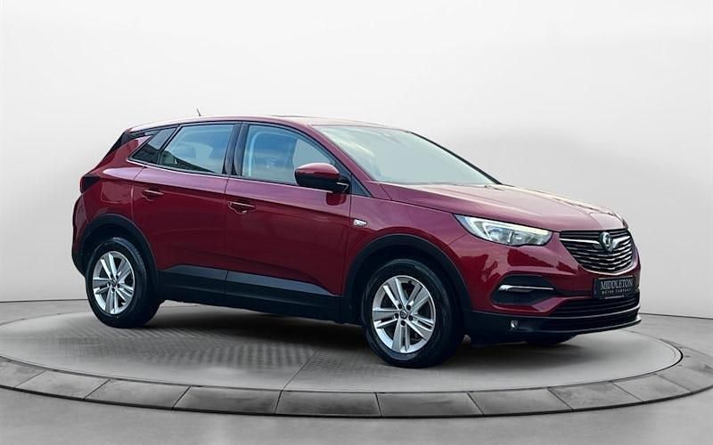 Used Vauxhall Grandland X S 131 HP (96 kW) 2019 Red SUV