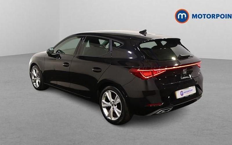 Used Seat Leon FR 131 HP (96 kW) 2023 Hatchback