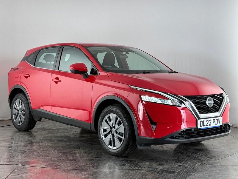 Used Nissan Qashqai Visia 140 HP (102 kW) 2022 Red SUV