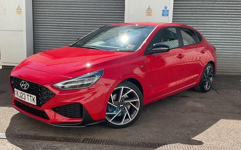 Used Hyundai i30 N Line 159 HP (116 kW) 2022 Red Hatchback