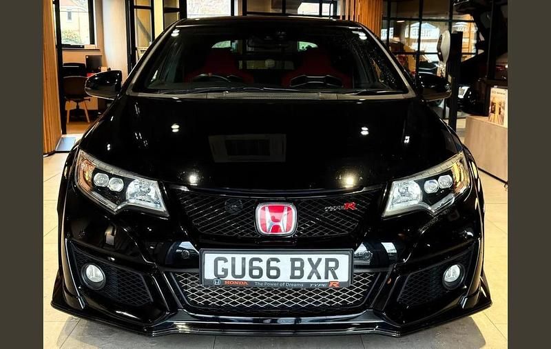 Used Honda Civic Type R GT 306 HP (225 kW) 2016 Black Hatchback