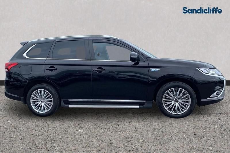 Used Mitsubishi Outlander 2019 Black SUV