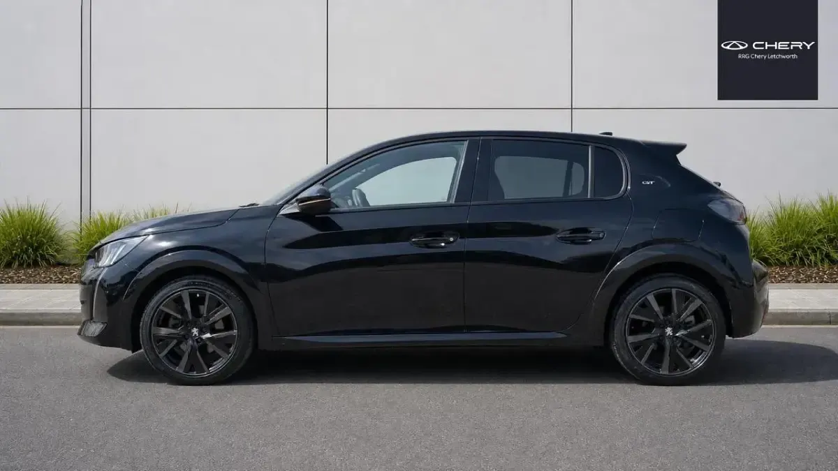 Used Peugeot 208 GT 99 HP (72 kW) 2023 Black Hatchback