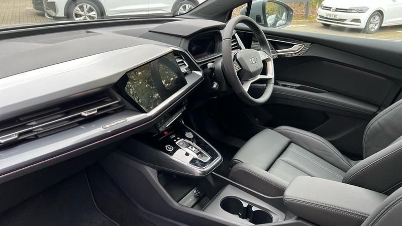 New Audi Q4 e-tron S-Line 210 kW (286 HP) 2026 Grey SUV