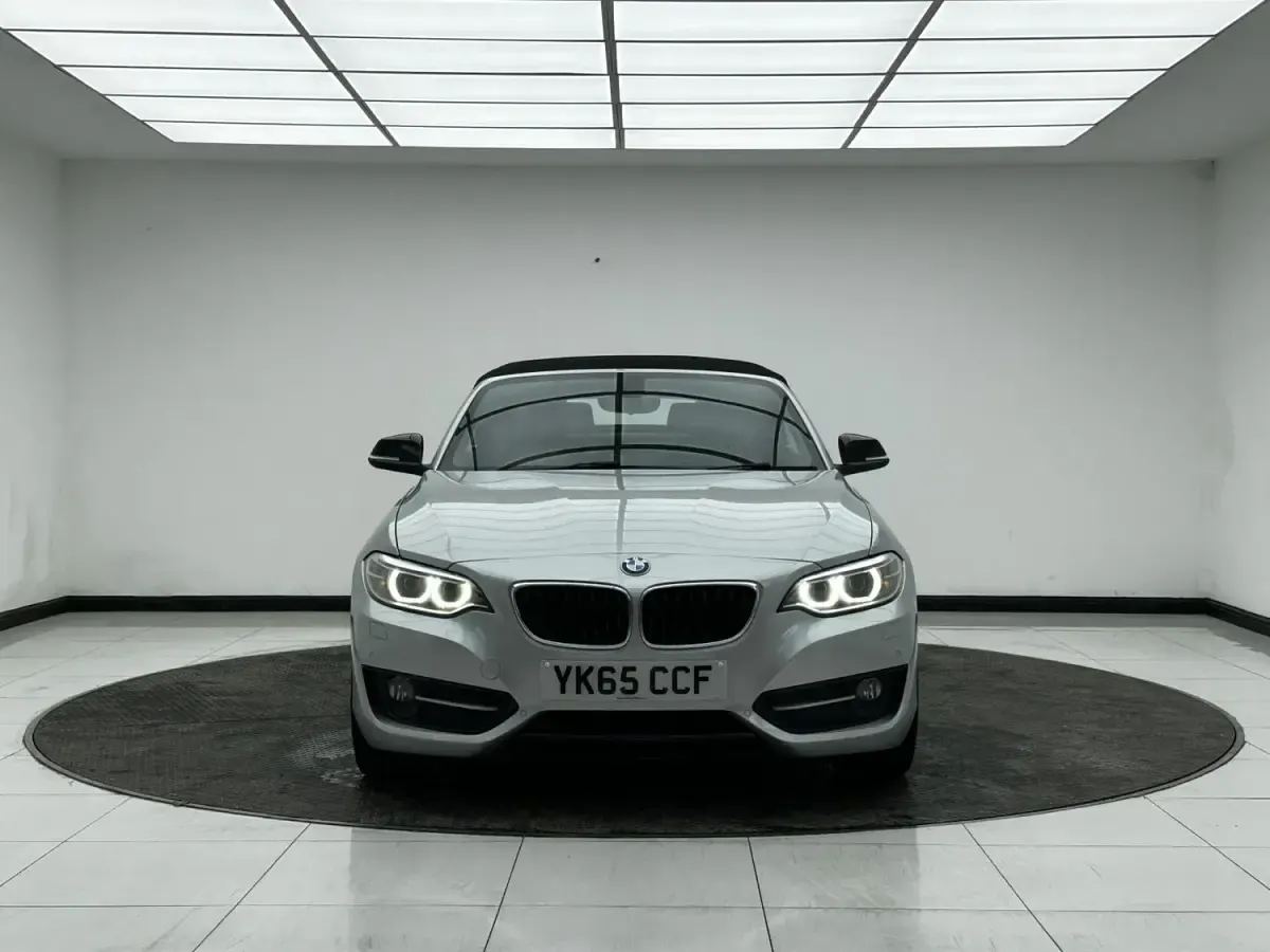Usado BMW 220 Sport Line 2015 Plateado Descapotable