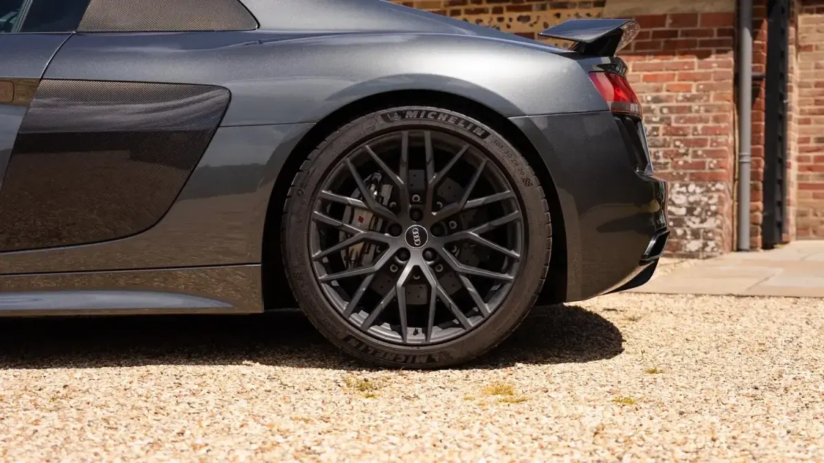 Used Audi R8 Coupé Advanced 601 HP (442 kW) 2016 Grey Coupe