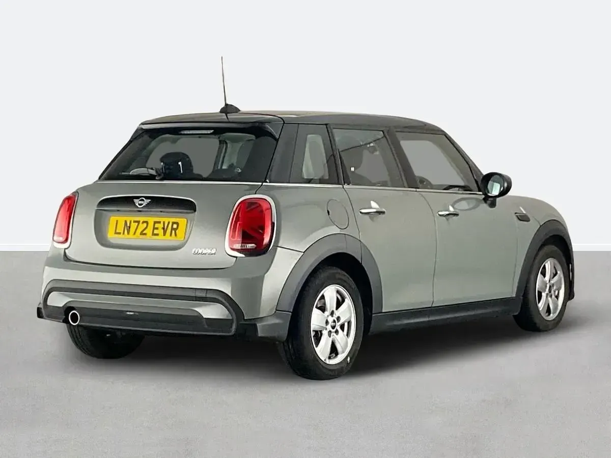 Używany Mini Cooper Comfort 2022 Szary Hatchback