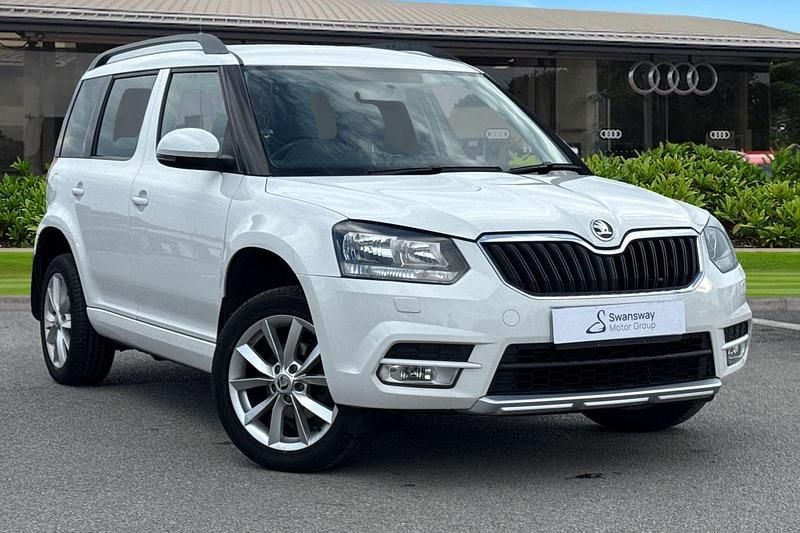 White Used 2016 Skoda Yeti SE SUV | £11,980 (Good price) - Image 1/4