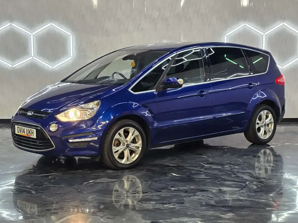 Used Ford S-MAX Titanium 140 HP (102 kW) 2014 Blue MPV