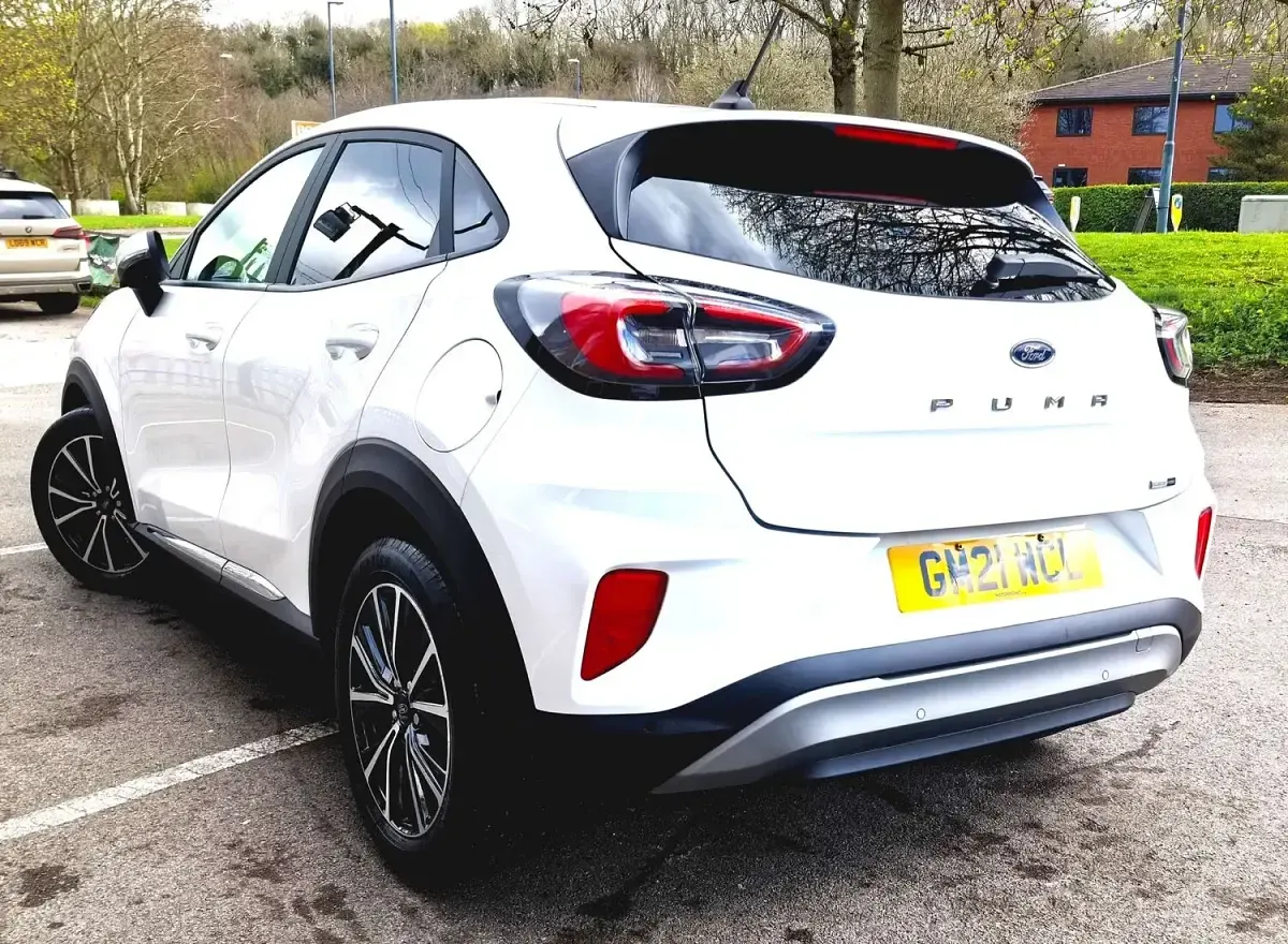 Used Ford Puma Titanium 125 HP (91 kW) 2021 White SUV