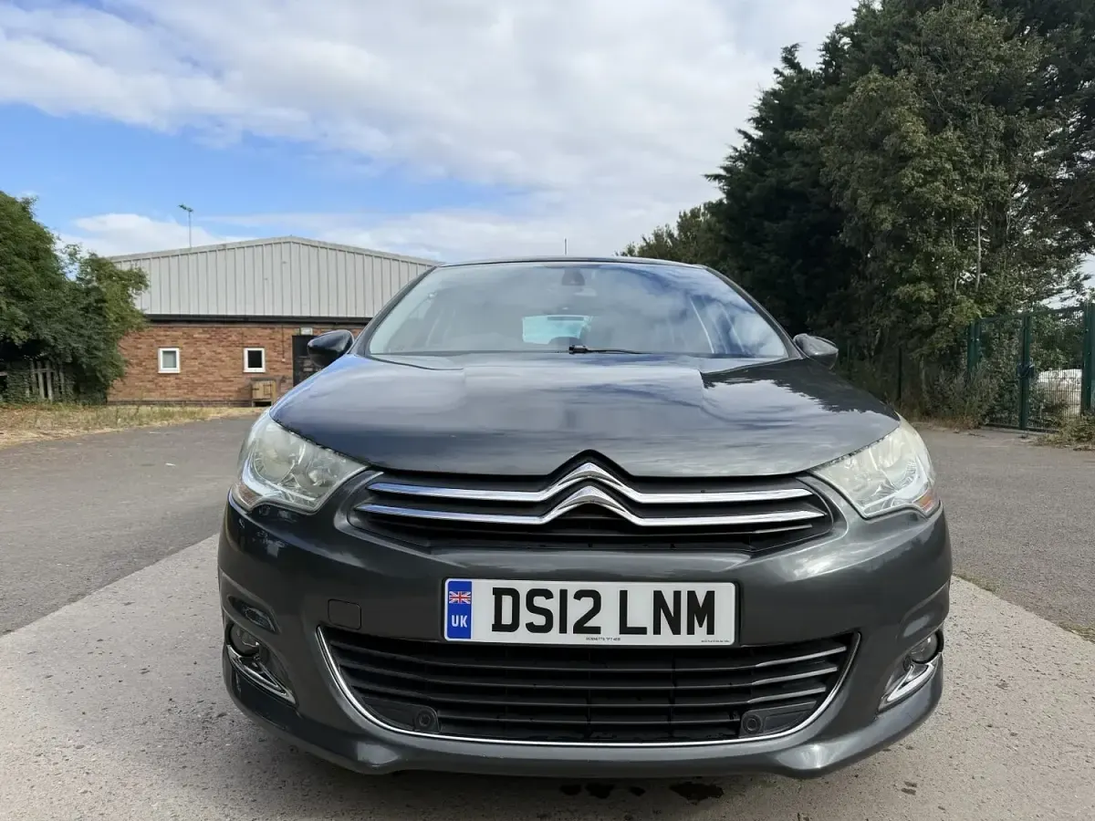 Used Citroën C4 Exclusive 110 HP (80 kW) 2012 Grey Hatchback