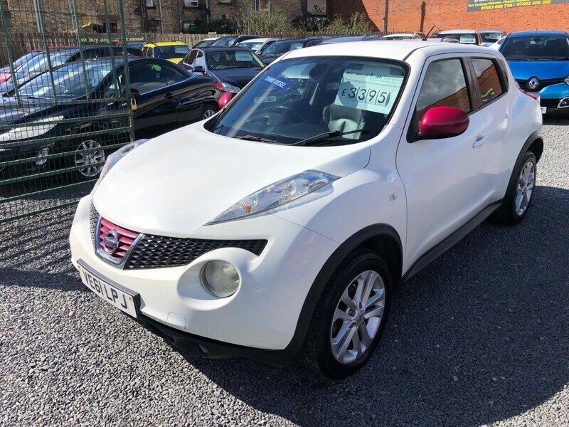White Used 2011 Nissan Juke Tekna SUV | £3,395 - Image 1/4