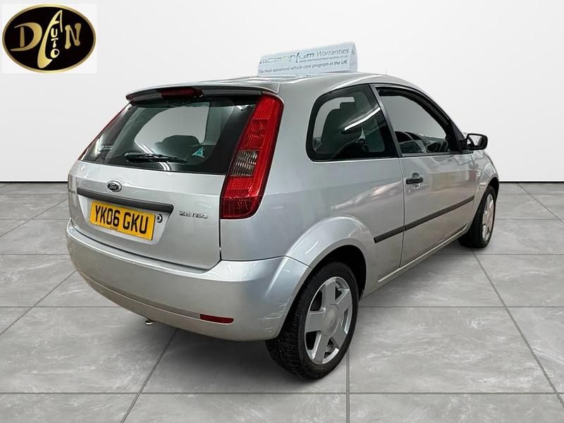 Used Ford Fiesta Zetec 2006 Silver Hatchback