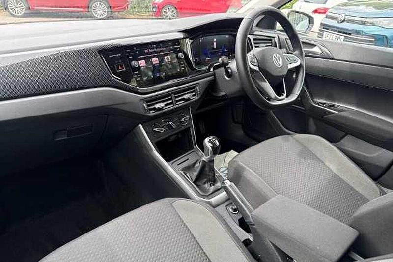 Used VW Polo 95 HP (69 kW) 2024 Hatchback