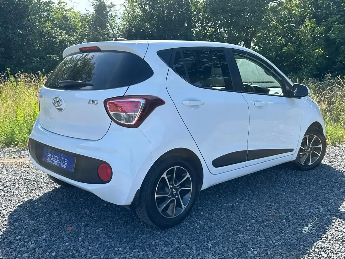 Used Hyundai i10 Premium 2018 White Hatchback