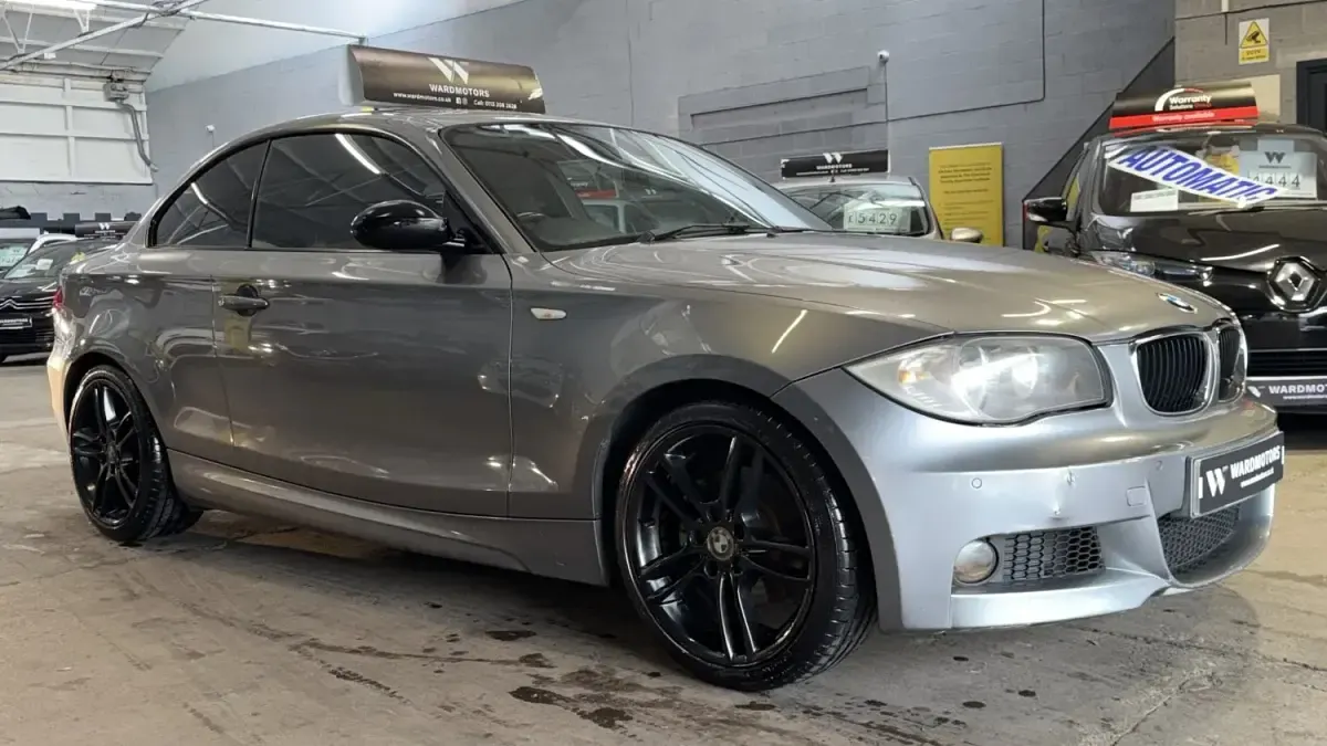 Begagnad BMW 120 Coupé M Sport 2009 Grå Sportkupé