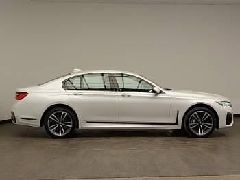 Used BMW 730 M Sport 286 HP (210 kW) 2022 White Sedan