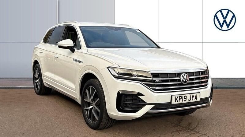 White Used 2019 VW Touareg R-line SUV | £29,006 (Fair price) - Image 1/3