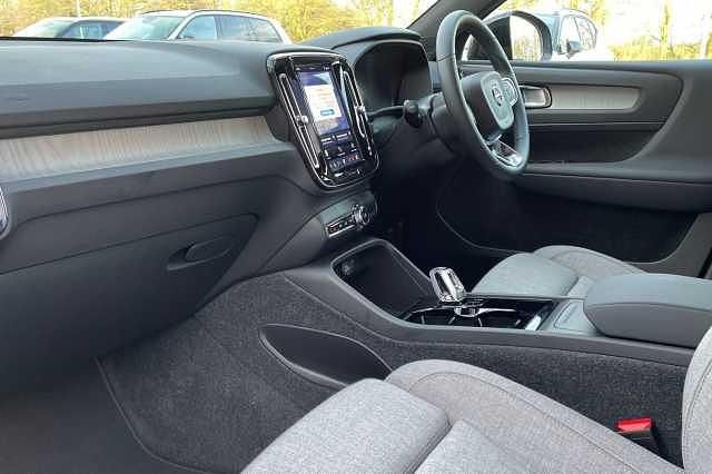 Used Volvo EX40 Ultra 182 kW (248 HP) 2026 SUV