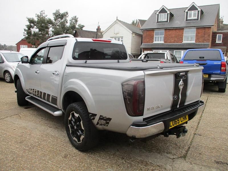 Used Nissan Navara Tekna 2020 Silver Pickup