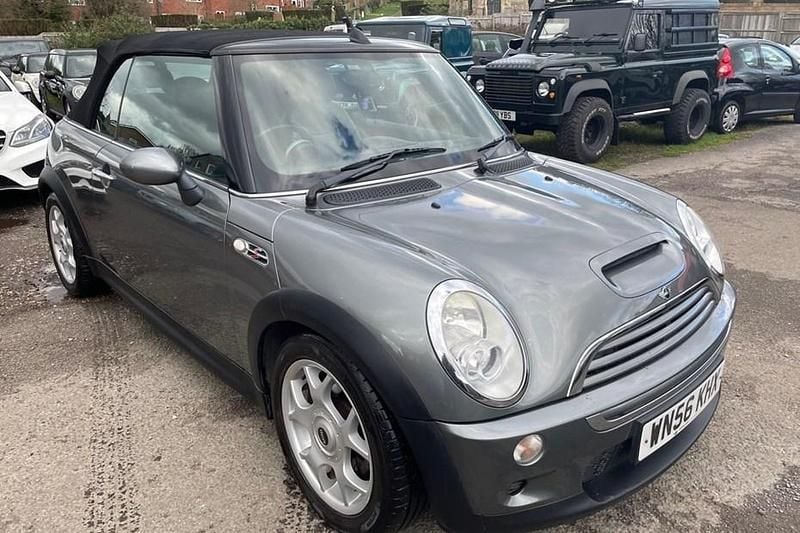 Begagnad Mini Cooper S 2006 Halvkombi