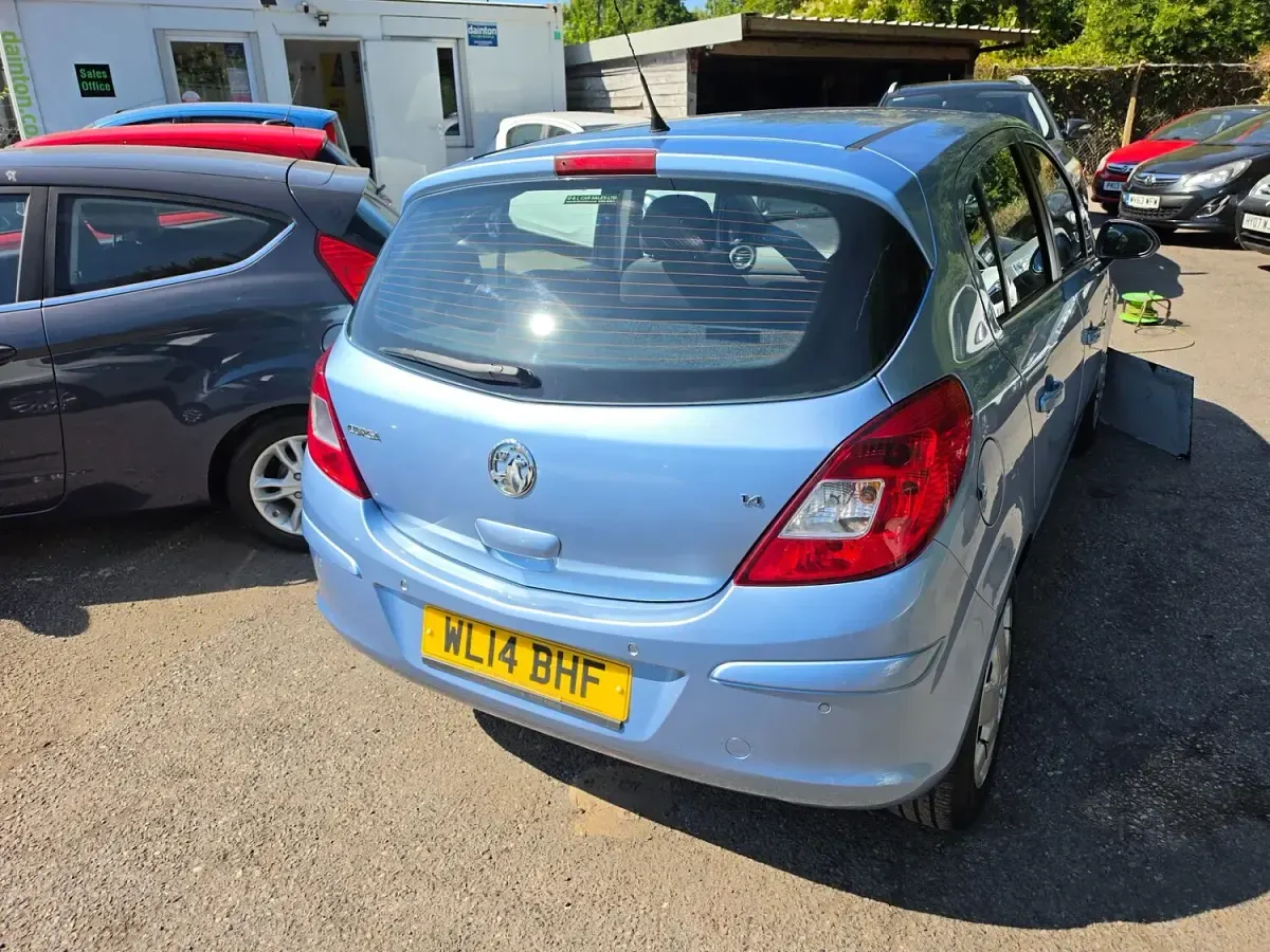 Used Vauxhall Corsa Design Edition 2014 Blue Hatchback