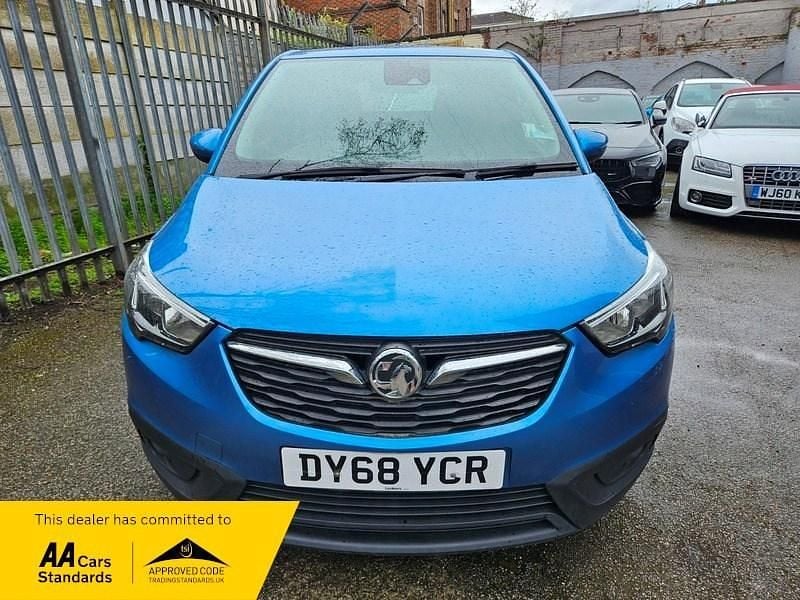 Second-hand Vauxhall Crossland X 2018 Albastru SUV