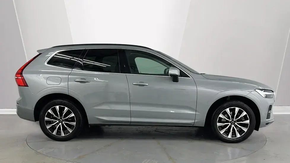Usado Volvo XC60 Core 2025 Cinzento SUV