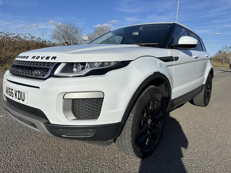Used Land Rover Range Rover evoque SE 2017 White SUV