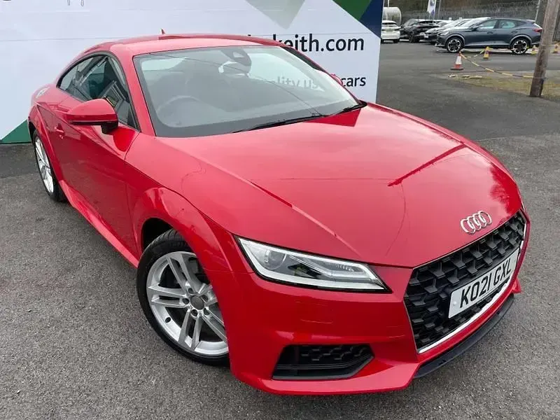 Begagnad Audi TT Sport 245 HK (180 kW) 2021 Röd Sportkupé