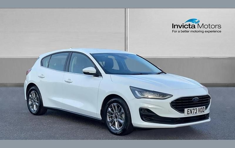 Used Ford Focus Titanium 155 HP (114 kW) 2024 White Hatchback