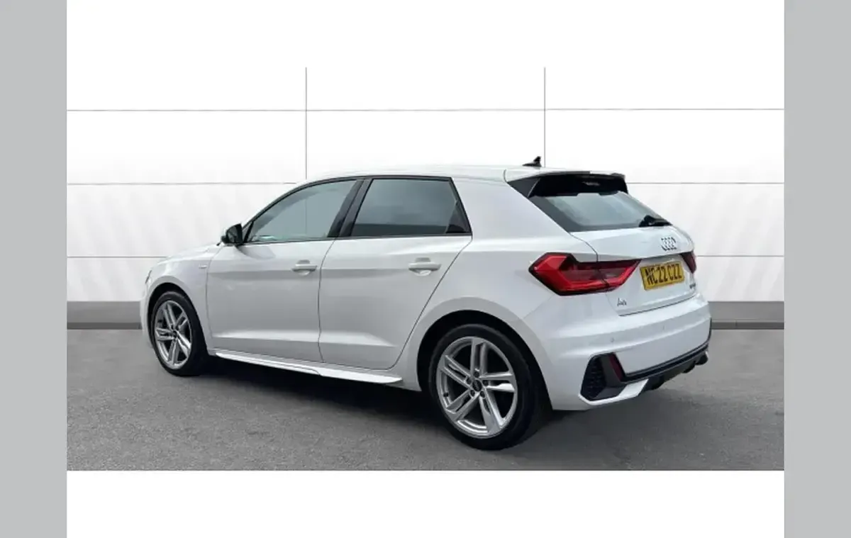 Used Audi A1 S-Line 108 HP (79 kW) 2022 White SUV