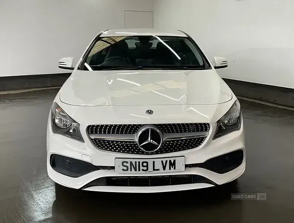 Used Mercedes CLA180 AMG line 122 HP (89 kW) 2019 White Coupe