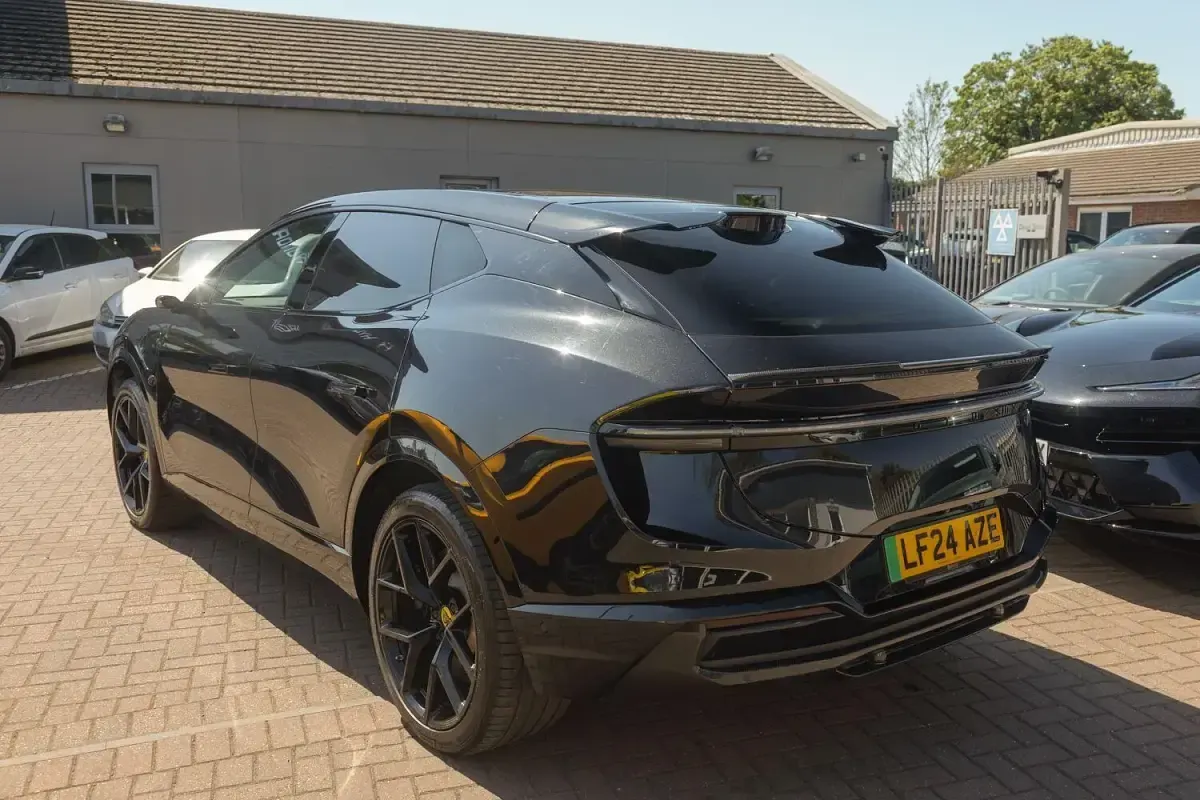 Used Lotus Eletre 675 kW (918 HP) 2024 Black SUV