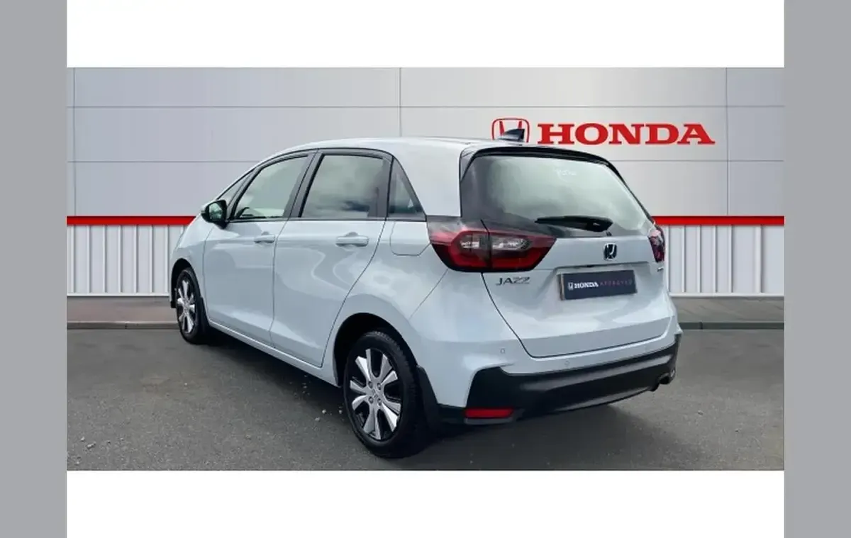 Used Honda Jazz Elegance 120 HP (88 kW) 2023 White Hatchback