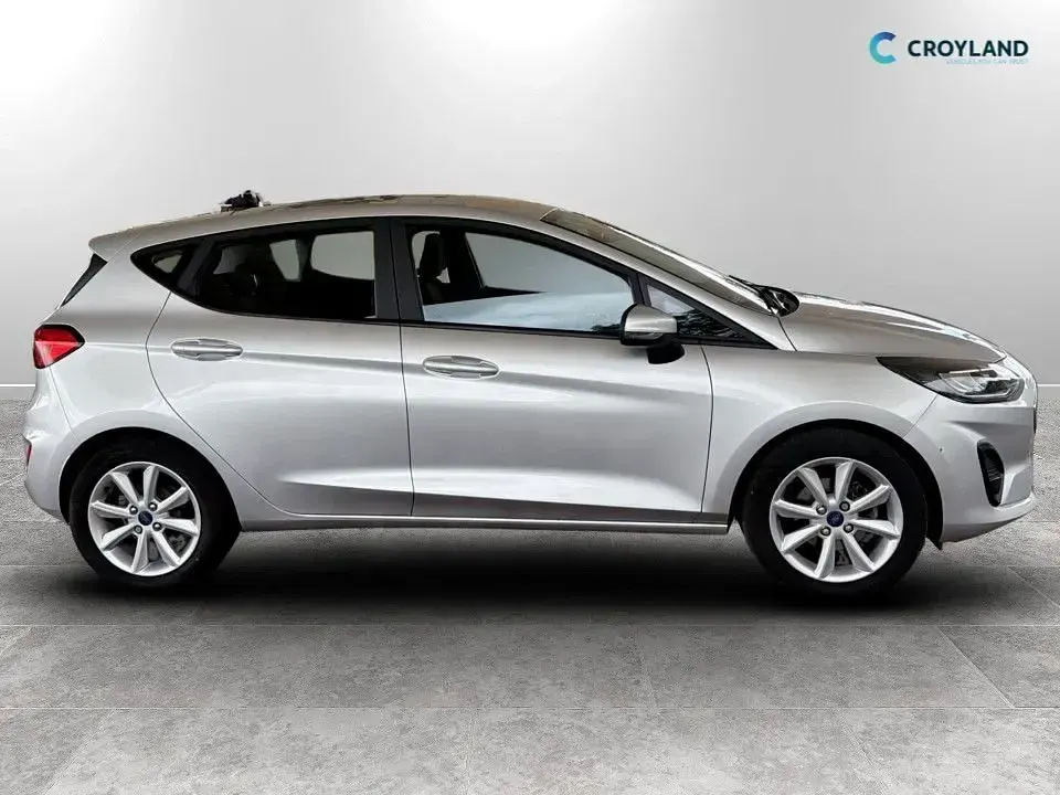 Used Ford Fiesta Trend 100 HP (73 kW) 2022 Silver Hatchback