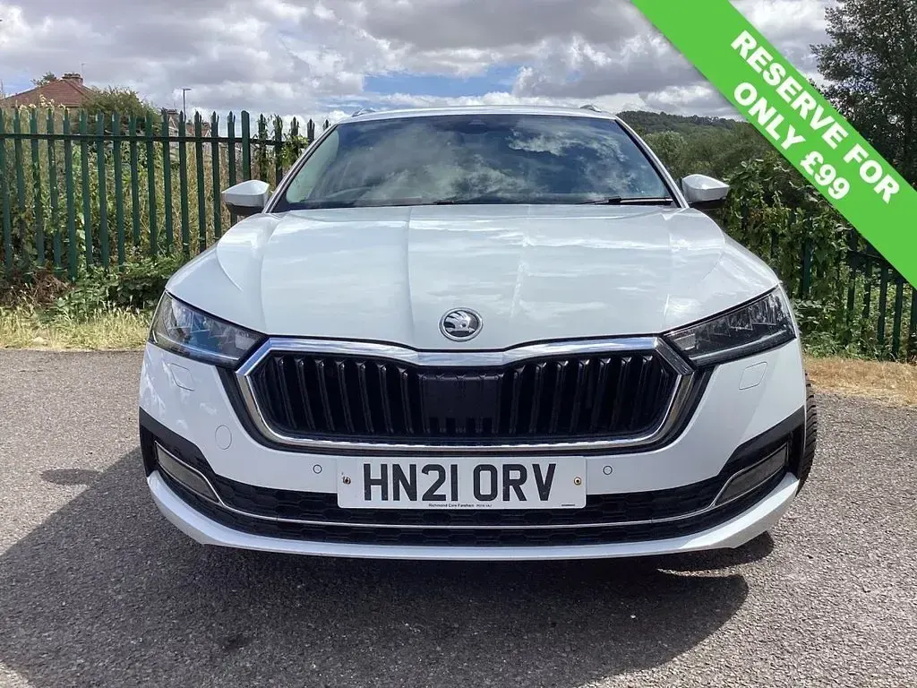Used Skoda Octavia SE L 116 HP (85 kW) 2021 White Estate