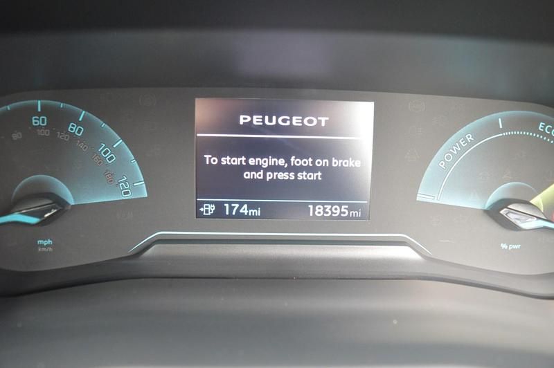 Used Peugeot e-208 Active 100 kW (136 HP) 2020 Grey Hatchback