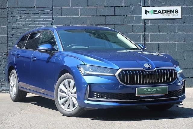 Cobalt blue metallic Used 2024 Skoda Superb SE Technology Estate | £28,495 (A bit pricey) - Image 1/4