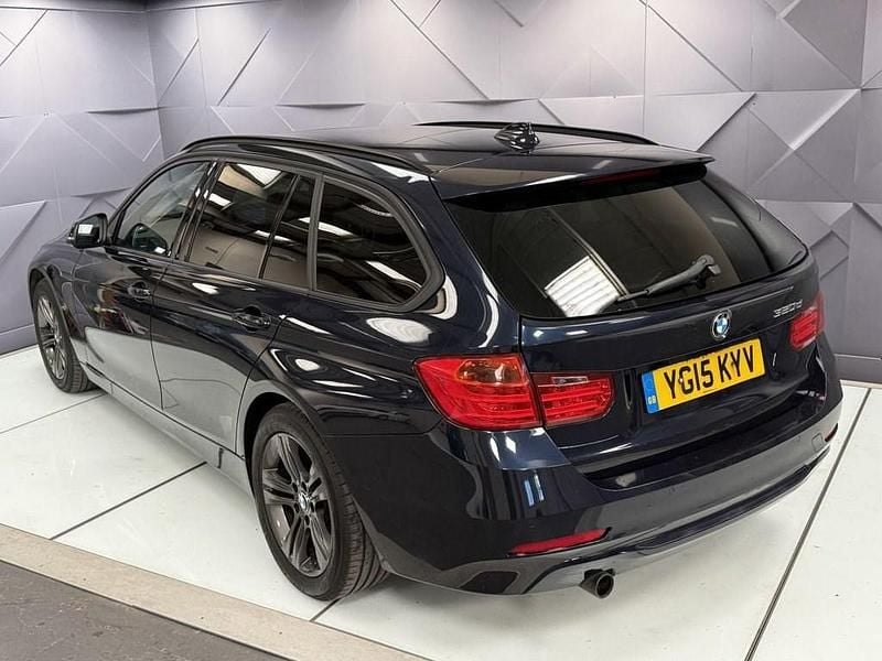 Used BMW 318 Sport Line 143 HP (105 kW) 2015 Blue Estate
