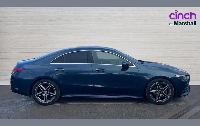 Used Mercedes CLA180 AMG Line Premium Plus 134 HP (98 kW) 2021 Blue Sedan