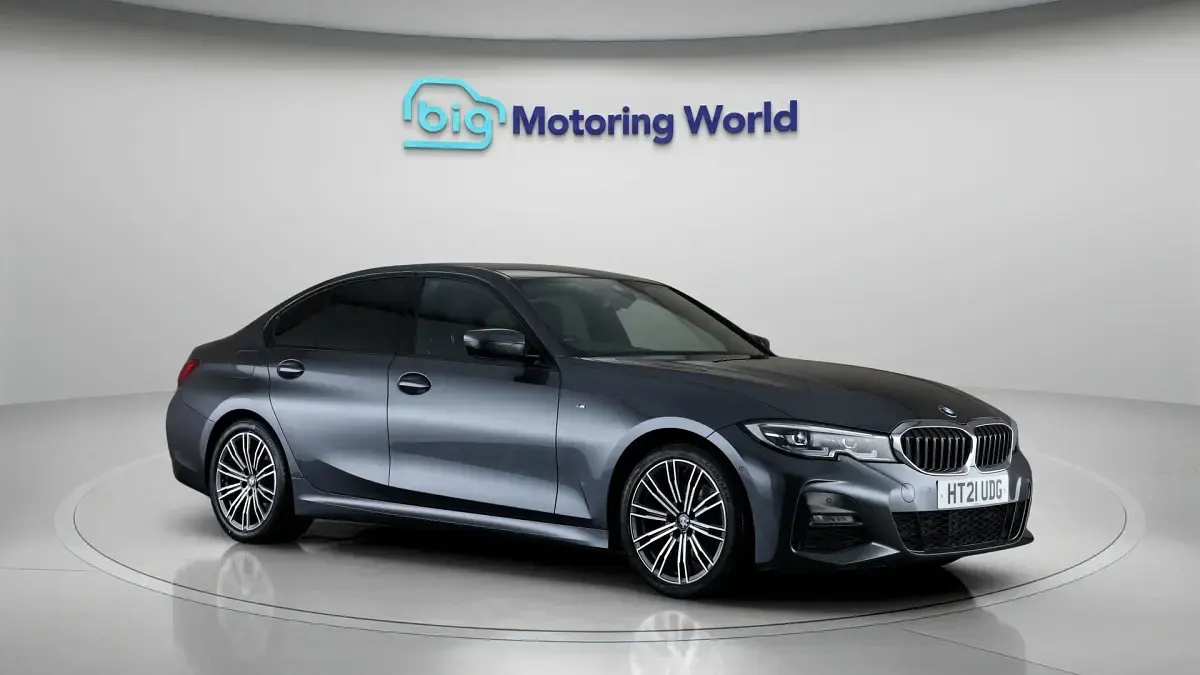 Begagnad BMW 320 M Sport 184 HK (135 kW) 2021 Sedan