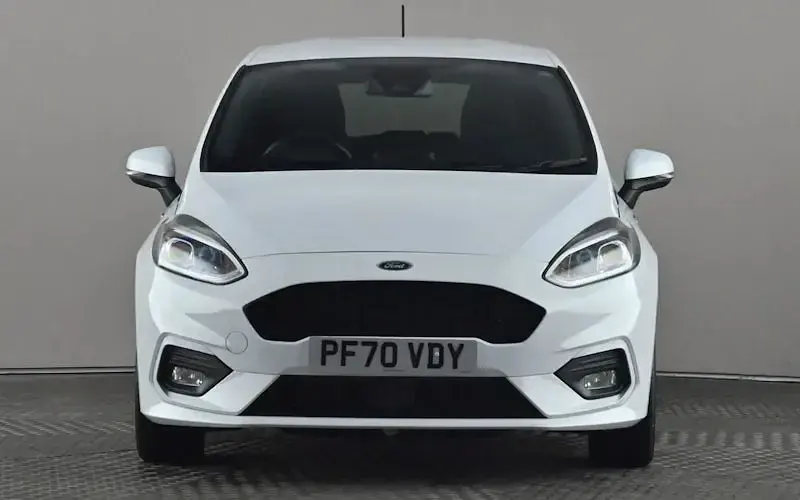 Usado Ford Fiesta ST-Line 95 HP (69 kW) 2021 Branco Citadino