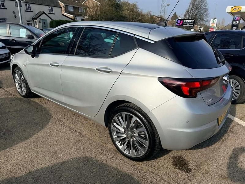 Used Vauxhall Astra Edition 145 HP (106 kW) 2021 Silver Hatchback