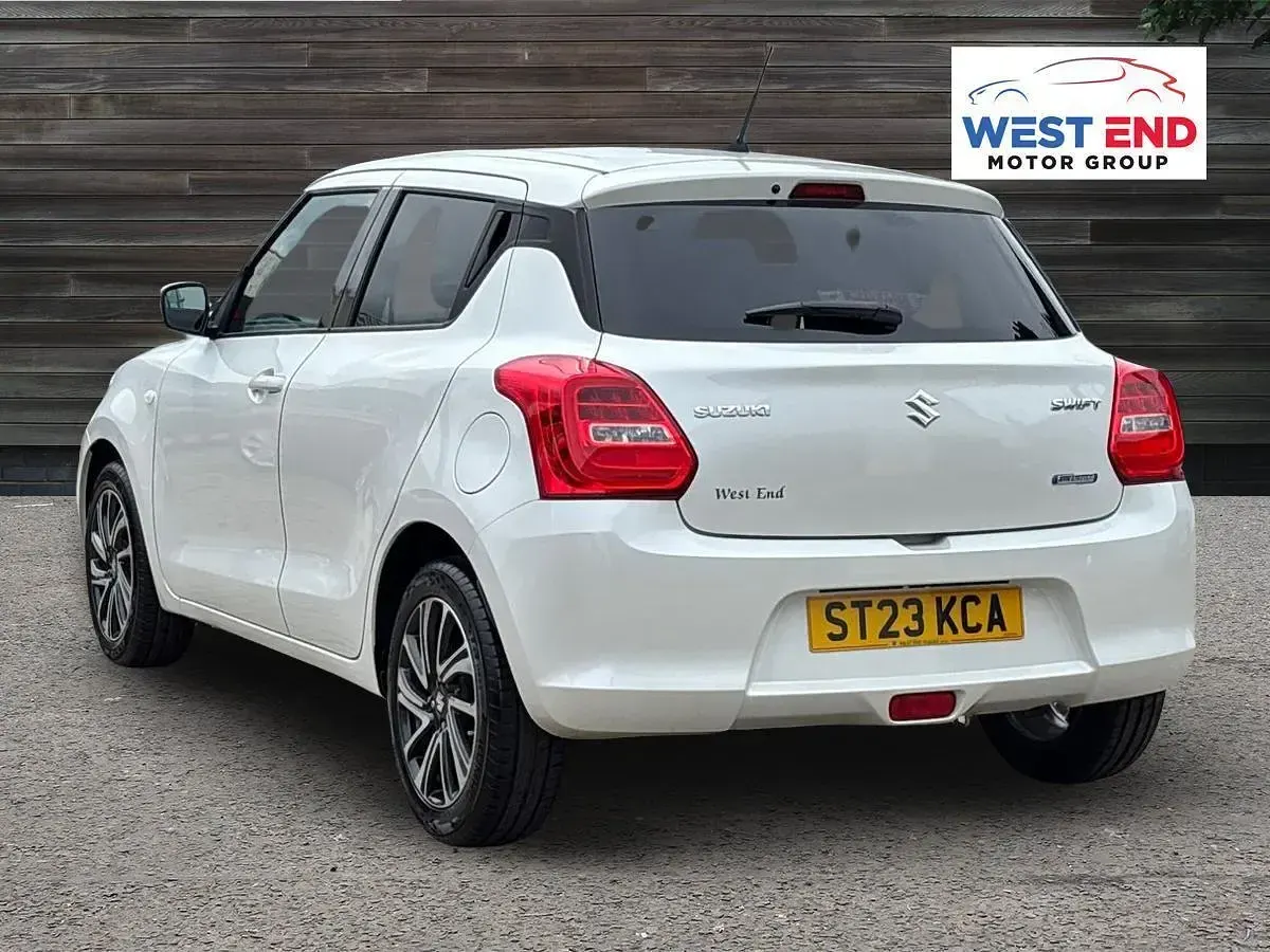 Used Suzuki Swift SZ-L 2023 White Hatchback